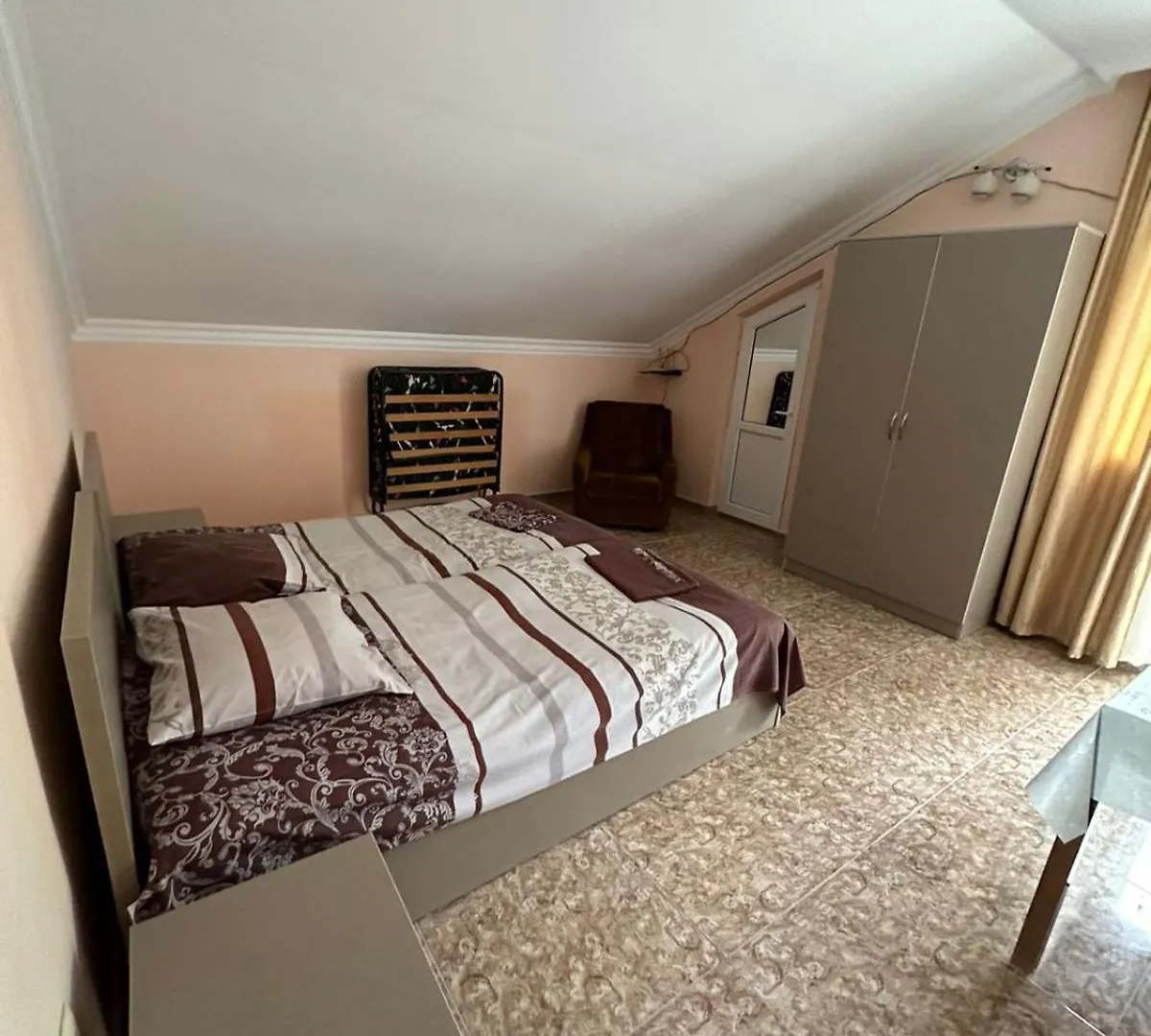 Irma Guest House جورجيا