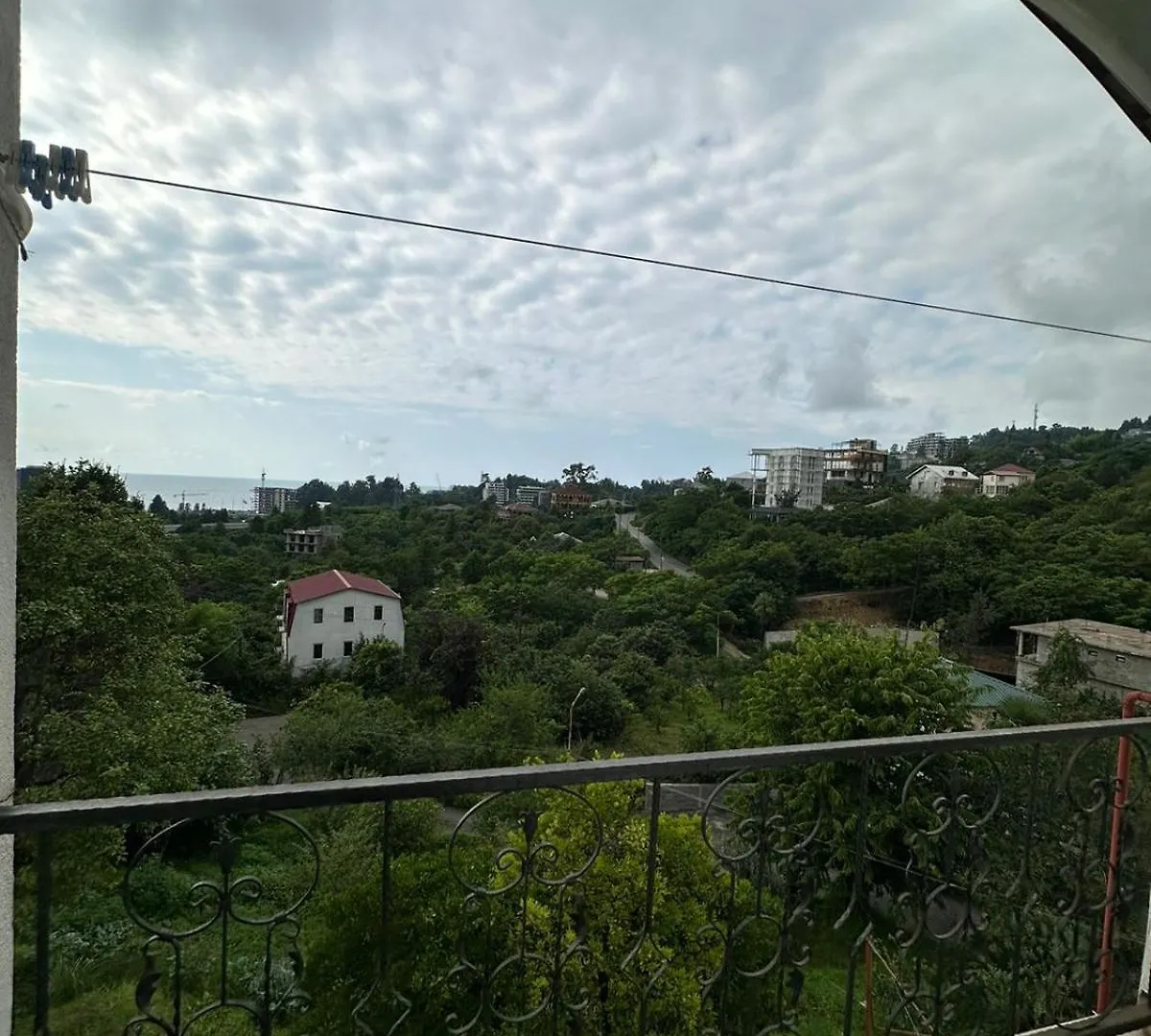 Irma Guest House  باتومي