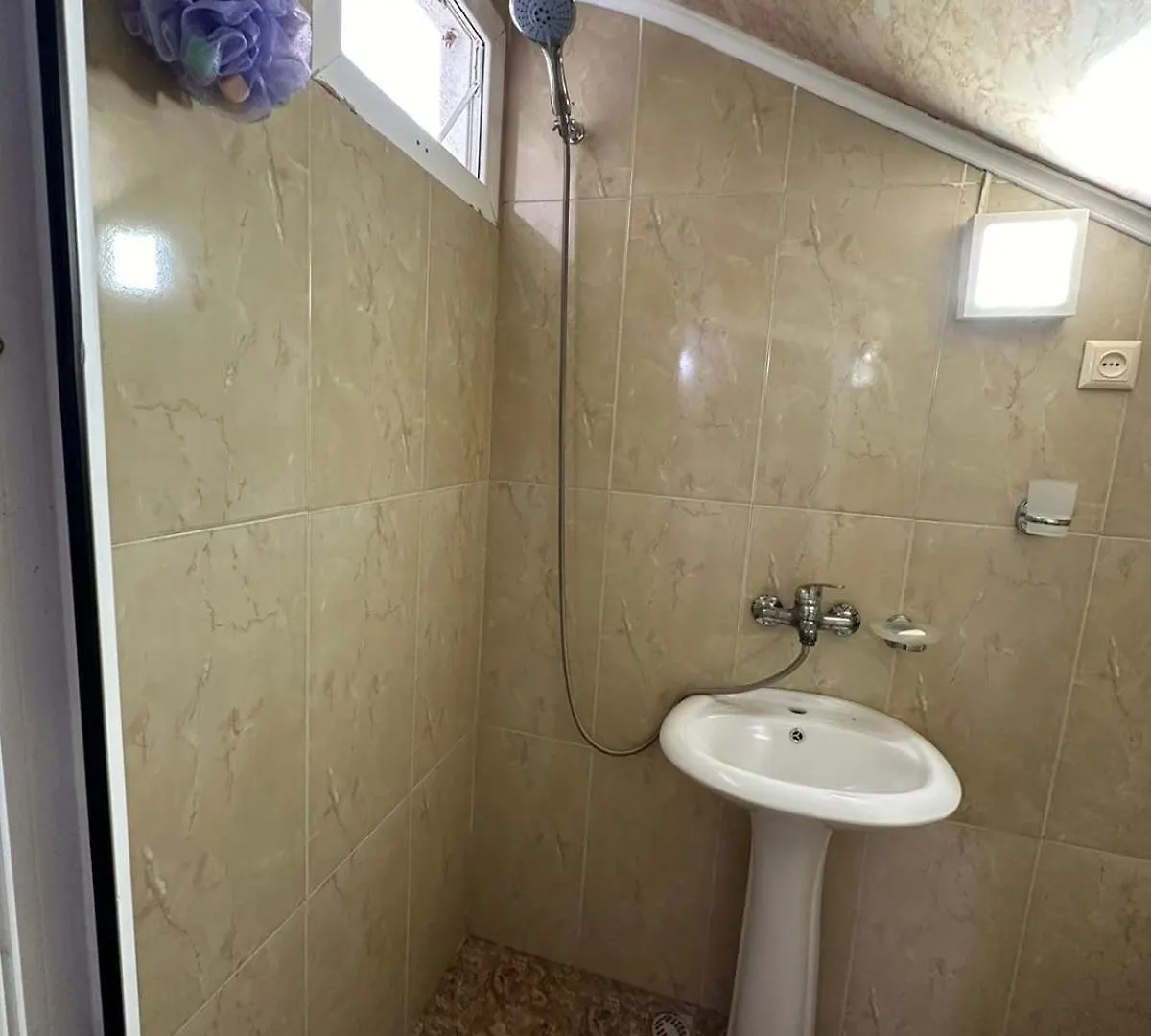 Ir Guest House Batumi 0*,